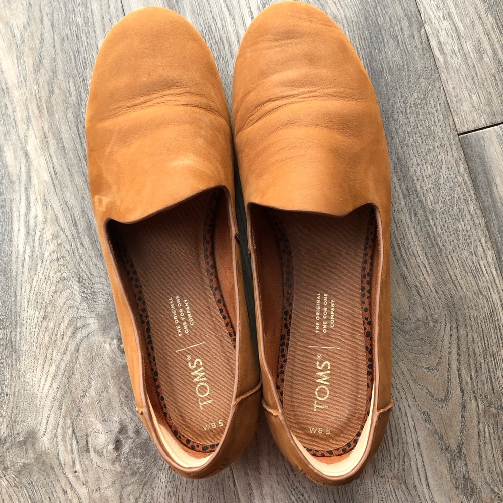 TOMS Darcy flats 8.5
